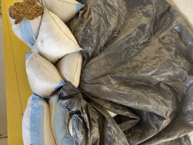 Vente de fouin (gogne) du saloum Vente sacs de fouin ( gogne) venant du saloum. Plus de 2000 sacs disponible à sacs. Gogne de qualité 