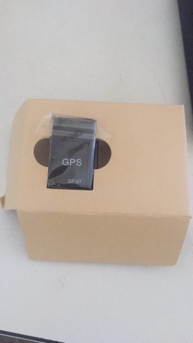 vente de GPS  Du nouveau à Dakar, des mini tracker pour surveiller vos engins (vélos, motos, voiture et autres). Cet appareil permet de localiser de temps à autre la position de vos engins. Il permet aussi d’écouter la conversation autour de vos engins depuis votre téléphone.