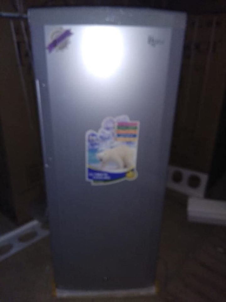 Réfrigérateur Frigo bar Sharp capacité 125 Litres 
