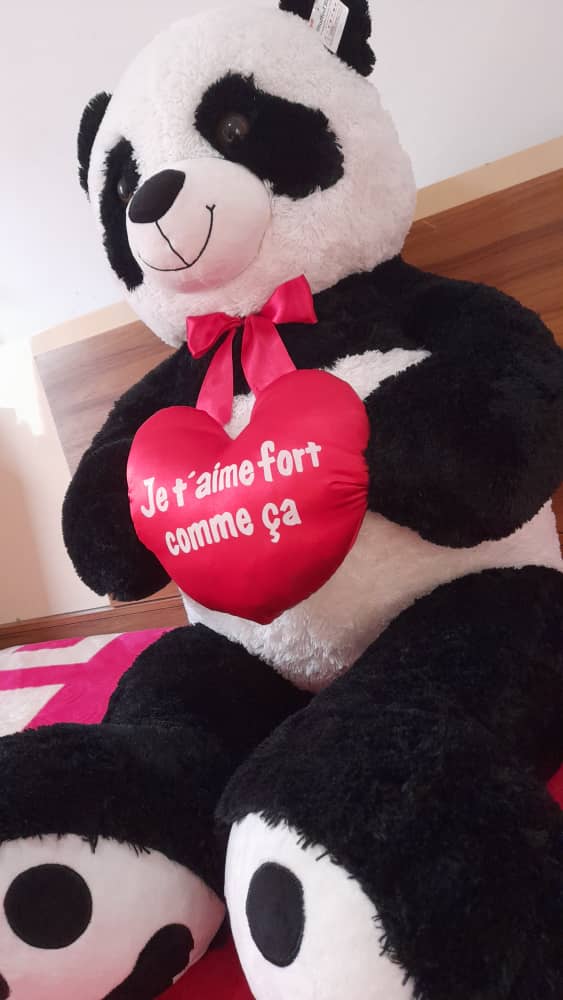 Enorme Peluche Panda Love Waouh!quelle merveille de peluche gèante big panda love xxxl de 170cm pour dire "je t