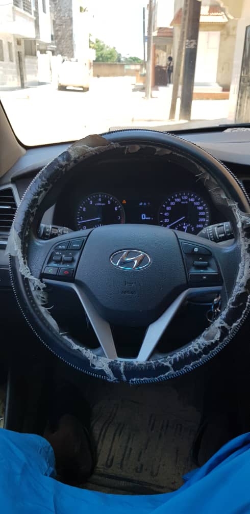 Hyundai Tucson 2018 Hyundai Tucson 2018  
Année 2018/ Climatisée/ Manuel essence/ 4 cylindres/ 74.161km/ Intérieur tissu très propre/ En Bon Etat, Rien a Signaler
 - Un intermédiaire direct 
 -Visible à Medina