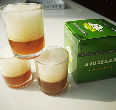 Thé vert chunmee 41022AAAAA qualité adaptée Hongda Tea est une usine du thé vert de Chine située en Chine, fournissons à long-terme des thés verts chunmee de qualité supérieure et adaptée: Chunmee 41022, 41022AAA,  41022AAAAA.
Grâce au savoir-faire de 25 ans, nous produisons du thé de goût, arôme, coloration, mousse adaptés selon vos échantillons.
Prix à discuter , les meilleurs rapports entre les qualités et prix sont garantie pour une coopération gagnant-gagnant.
pour + d