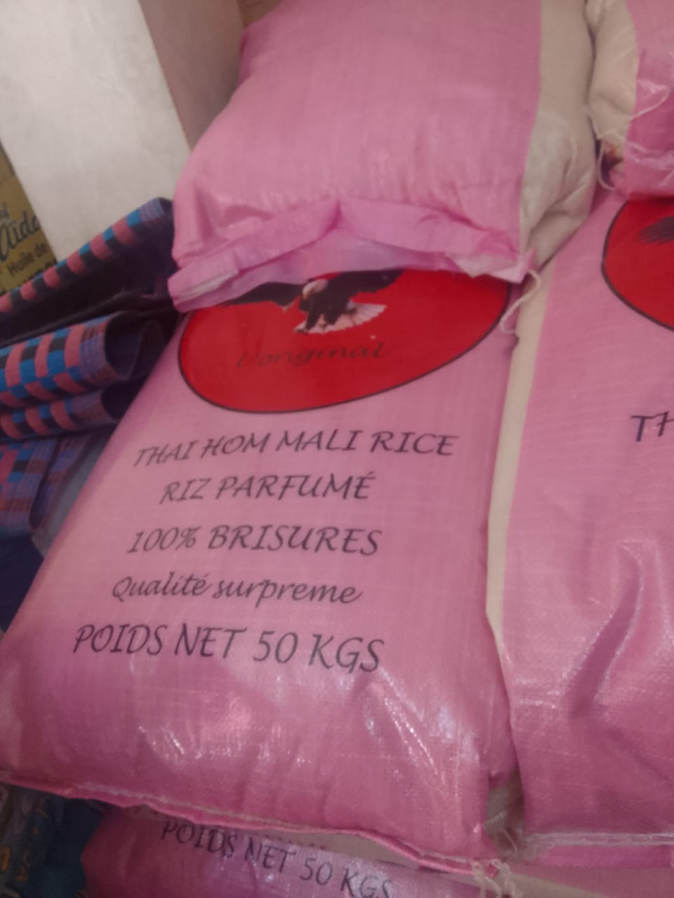 SACS DE RIZ PARFUMES DE 50 KG SENTOL SUARL vous propose des sacs de riz  parfumés de 50 kg de très bonne qualité à des prix abordables

Prix en gros

La livraison possible

faite vite vos commandes
Pour plus d