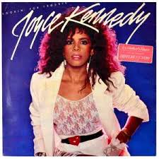 Disque 33 Tours - Joyce Kennedy - Lookin´ for Trouble Side: A
A1-Tailor Made
A2-Chase The Night
A3-Love Is A Bet
A4-Chain Reaction
A5-Lookin