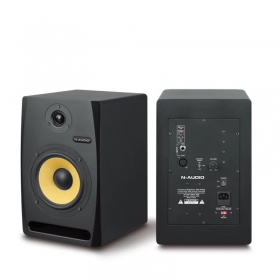 Monitor studio 70w amplifier  Haute qualité de monitor pour studio, puissance de 70W amplifiée, top qualité de sonore, possibilité de livraison à domicile 