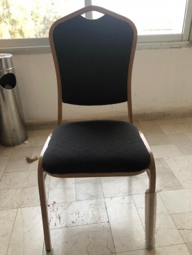 Vente fauteuils bureau Promotion vente  de fauteuils pour bureau neuves : 35000 au lieu de 45000 f 
Pour vos petits et grands événements des chaises vip sont aussi disponibles  