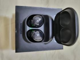 SAMSUNG GALAXY BUDS PRO SAMSUNG GALAXY BUDS pro
Micro intégré 
Suppression active du bruits 
5 à 15 heures 