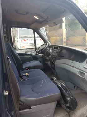 IVECO DAÏLY 25790 km
 Wanter 6000.000
 IVECO DAÏLY Année 2011