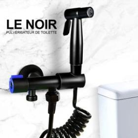 douchette noire Des douchettes en noires de matière inoxydables et qualité superieures disponibles en livraison et sur place dans notre showroom.