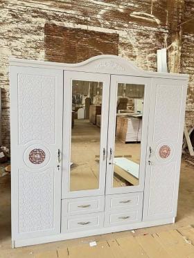 Armoire 3/4 battants o85 Armoires 3 et 4 battants disponibles .
prix: 140.000f;155.000f .
Livraison et montage gratuits à DAKAR uniquement.
