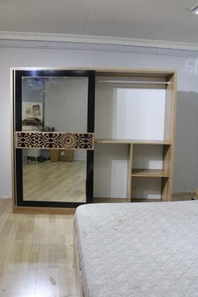 Chambre à Coucher avec armoire coulissante Superbe chambre à coucher turque, importée et neuve avec armoire coulissante à 650.000 disponible chez Inov Meuble
Livraison + montage GRATUITS dans la ville de DAKAR
Contactez-nous pour plus d