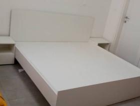 Lits en bois blanc importés Lits simple en bois blanc de 2 et 3 places, importés et neufs disponible chez Inov Meuble à partir de 200.000f
Livraison + montage GRATUITS dans la ville de Dakar
contactez-nous pour plus d