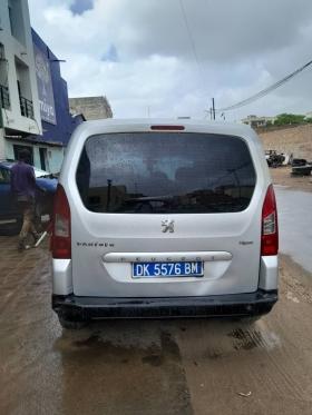 Citroen Berlingo 2011 *WANTER RANG MOUY GAW!! PROMO GAMOU!!*
Peugeot Berlingo 2011 Tres Propre
*Annee: 2011/ Climatisée/ diesel manuel/ 7 places d