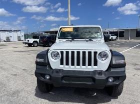 Selling My 2020 Jeep Wrangler Unlimited Sport S 4WD Full Option Used 2020 Jeep Wrangler Unlimited Sport S 4WD  Very Clean Excellent Condition Accident free, Gulf specification and Affordable price $12,000 USD


Vehicle Details  

Body Style: SUV
Make: Jeep
Model:Wrangler
Year:2020
Trim:Unlimited Sport S 4WD
Body type:SUV 
Exterior color:Bright White Clearcoat
Interior color:Black
Mileage: 
Fuel type:Gasoline 