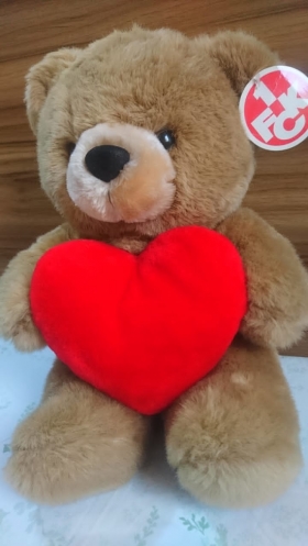 Nounours Teddy Love Mignon et adorable ours en peluche"teddy love" tout neuf  avec son etiqette d