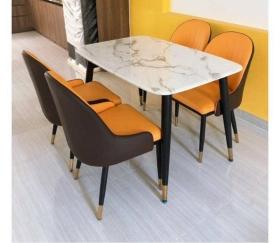 Tables à manger de 4; 6 et 8 chaises Tables à manger de 4, 6 et 8 chaises importées et neuves, qualités supérieures disponible chez Inov Meuble, les prix varient selon le modèle et le nombres de places
Livraison et montagne GRATUITS dans la ville de Dakar
Contactez-nous pour plus d