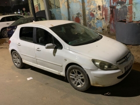 Peugeot 307 *WANTER RANG MOUY GAW!! PROMO MAGAL!!*
Peugeot 307 Tres Propre
*Annee: 2007/ Clim a Revoir/ Manuel essence/ 4 cylindres/ En Tres bon Etat*
*- Visible a La Medina*