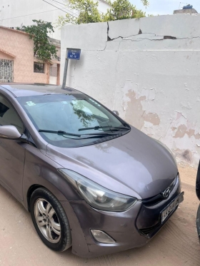 Hyundai Elantra 2013 *WANTER RANG MOUY GAW!! PROMO MAGAL!!*
HYUNDAI ELANTRA Limited 2013 Tres Propre
*Plaque Recente/ Annee: 2013/ Climatisée/ ESSENCE AUTOMATIQUE/ 4 cylindres/ Grand Ecran/interieue Cuir/ En Excellent Etat*
*- PRIX WANTER: 2.850.000f*
*- CONTACT APPEL OU WHATSAPP:
78 271 82 78
*- Visible a La Medina*