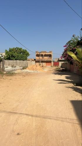 Terrain de 300 mètres carrés à vendre à Malicounda Sénégal