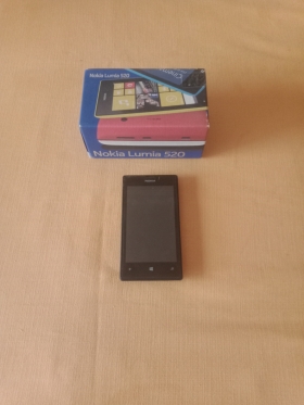 Nokia Lumia 520 Je vends mon Nokia Lumia 520, en très bon état avec ses accessoires ( notice, écouteur, chargeur).