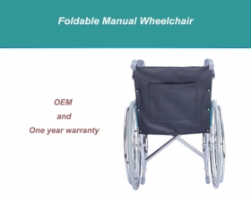 Chaise roulante pour handicapés ou malade