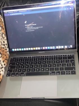 MacBook Pro 2016 core i5 Je vends mon macbook pro en excellent état, avec plus de 08hr d