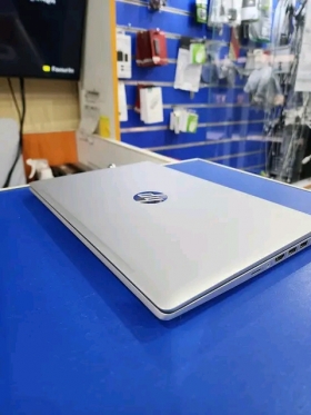 HP laptop 15 11th Iris xe 