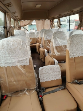 LOCATION DE BUS TOYOTA COASTER  INTÉRESSÉ, VEUILLEZ NOUS CONTACTER AU : 
FICHE TECHNIQUE 
- Toyota coaster 27 places chauffeur compris,
- Diesel, climatisé année 2019,
- carburant et péage à lacharge du client, 
PRIX : 120 000 Fcfa / jour,
N