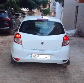 Renault clio 2013 *WANTER RANG MOUY GAW!!*
Renault Clio 2013 Tres Propre
*Plaque Recente/ Annee: 2013/ Climatisée/ manuel diesels/ 2 portes/ visite technique et assurance en cours rien à signaler*
*- PriX BAZARD: 2.200.000f*
*-  CONTACT APPEL OU WHATSAPP:
78 271 82 78
*- Visible a Sacre Coeur*