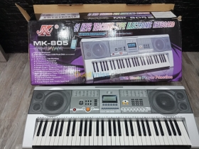 Piano MK-805