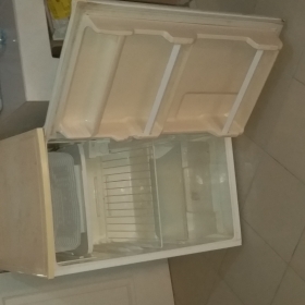 Réfrigérateur LG à vendre Réfrigérateur LG, en bon état et qui ne consomme pas, à vendre.
