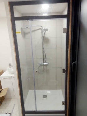 Cabine de douche Nous fabriquons des cabines de douche sur mesure selon modèle et dimension