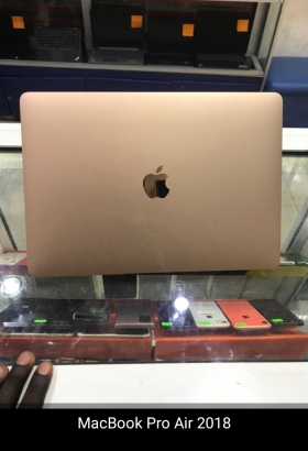 MacBook air 2018