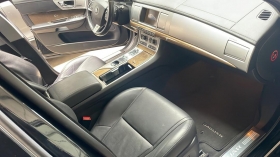 Jaguar XF 3L V6 DIESEL Année 2015 PREMIUM LUXURY full options