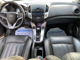 Chevrolet Cruze LTZ 2013 Essence automatique 
85.000 km 
full options Intérieur cuir.
