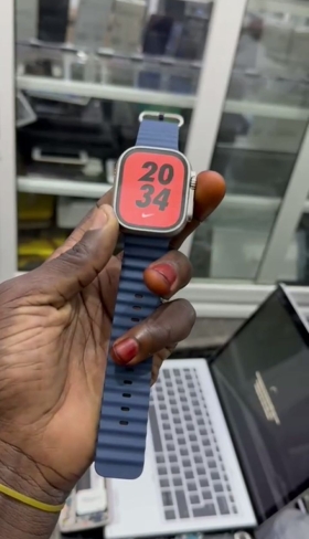 Apple Watch Ultra 2 Ultra Watch 2. Facture plus garantie livraison 2000