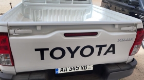 Toyota Hilux année: 2023 Toyota Hilux année: 2023

Kilométrage :1000Km
Gazoil manuel déjà muté 