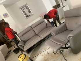 Nettoyage de canapé