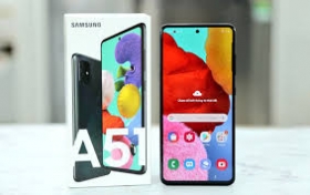 Samsung A51 Ce téléphone vous est vendu dans un excellent état scellé dans sa boîte, stockage 128 GO et 4 GO RAM.Le Samsung Galaxy A51 est un smartphone de milieu de gamme annoncé en 2019. Héritier du A50, il intègre 4 capteurs photos à son dos pour une meilleure polyvalence, un SoC Exynos 9611 équivalent à un Snapdragon 712 et un écran AMOLED de 6,5 pouces avec une définition full HD+. La livraison est gratuite.