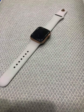 Apple Watch Series 4 Venant. Facture plus Garantie.
