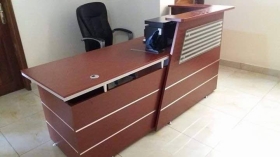 Bureaux/ tables de bureaux'