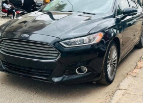 Ford Fusion Titanium 2015 VENANT Ford Fusion Titanium 2015 VENANT
*Année: 2015/ Climatisée/ Automatique Essence/ Moteur 4 cylindre 2.0 versions 4x4/ 72.000km/ Full option: intérieur en cuir grandt écran caméra de recul Toit ouvrant clé less gos jantes allus Bluetooth téléphonique commande au volant,trés bon état propre climatisé et bien entretenu venant déjà dédouaner*
*- Visible a La Medina*