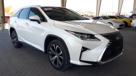  2018 Lexus RX 350 Full Options for sale 2018 Lexus RX 350 Full Options for sell

it is still very clean like new full option with perfect tires ( jake.mathias01@gmail.com) 

Mileage : 28520Km
EXT : WHITE
Transmission : Automatic
Drive type : AWD, All Wheel Drive
Fuel : Gasoline
Engine : 3.5L V6 DOHC 24V 
 

Serious and interested buyers should contact via email ( jake.mathias01@gmail.com)
