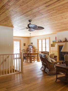 FAUX PLAFOND EN BOIS PIN