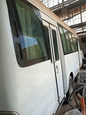 Vente de 3 Bus A vendre 3 bus de 35 places DIESEL manuelle papier complet visible sur Dakar.
Prix : 9,5 millions.
