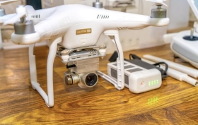 Drone dji phantom 3 pro 4k  Drone dji phantom 3 professionnel avec tout ces accessoires 