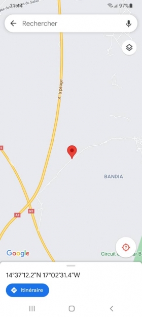 Terrain de 1 hectare délibération à vendre à Diass Un terrain de 1 hectare
Diass
Situé à 1 kilomètre de la cimenterie Sahel et à 2 kilomètres de la route nationale numéro 1
20 minutes de Dakar
10 minutes de l