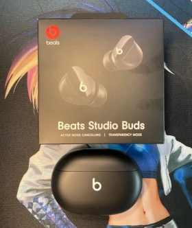 Beats Studio buds Beats Studio buds.
Suppression active de bruits.
