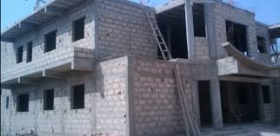 Vente d'une villa en cours de construction à Ouagou Niayes surface 230m2 vente devant notaire idéal pour projet immobilier  prix 11.5000.000 f passe par Taif immobilier
