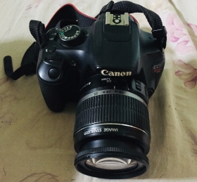 Canon Rebel T5 Appareil photo propre avec une qualité d’image parfaite 